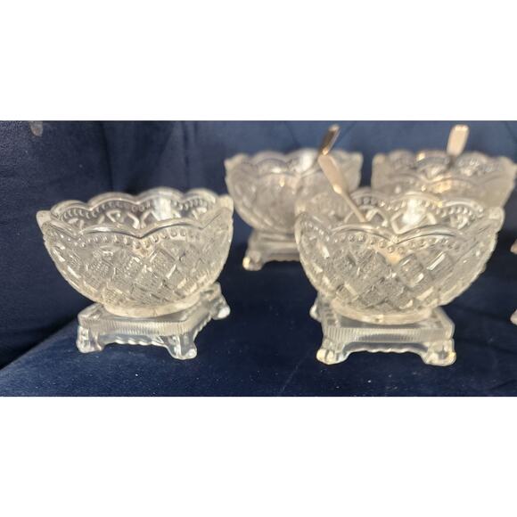 Avon Clear Pressed Glass Nut Salt Cellar Set w/ Spoons – Set of 6 Vintage USA - Picture 2 of 7